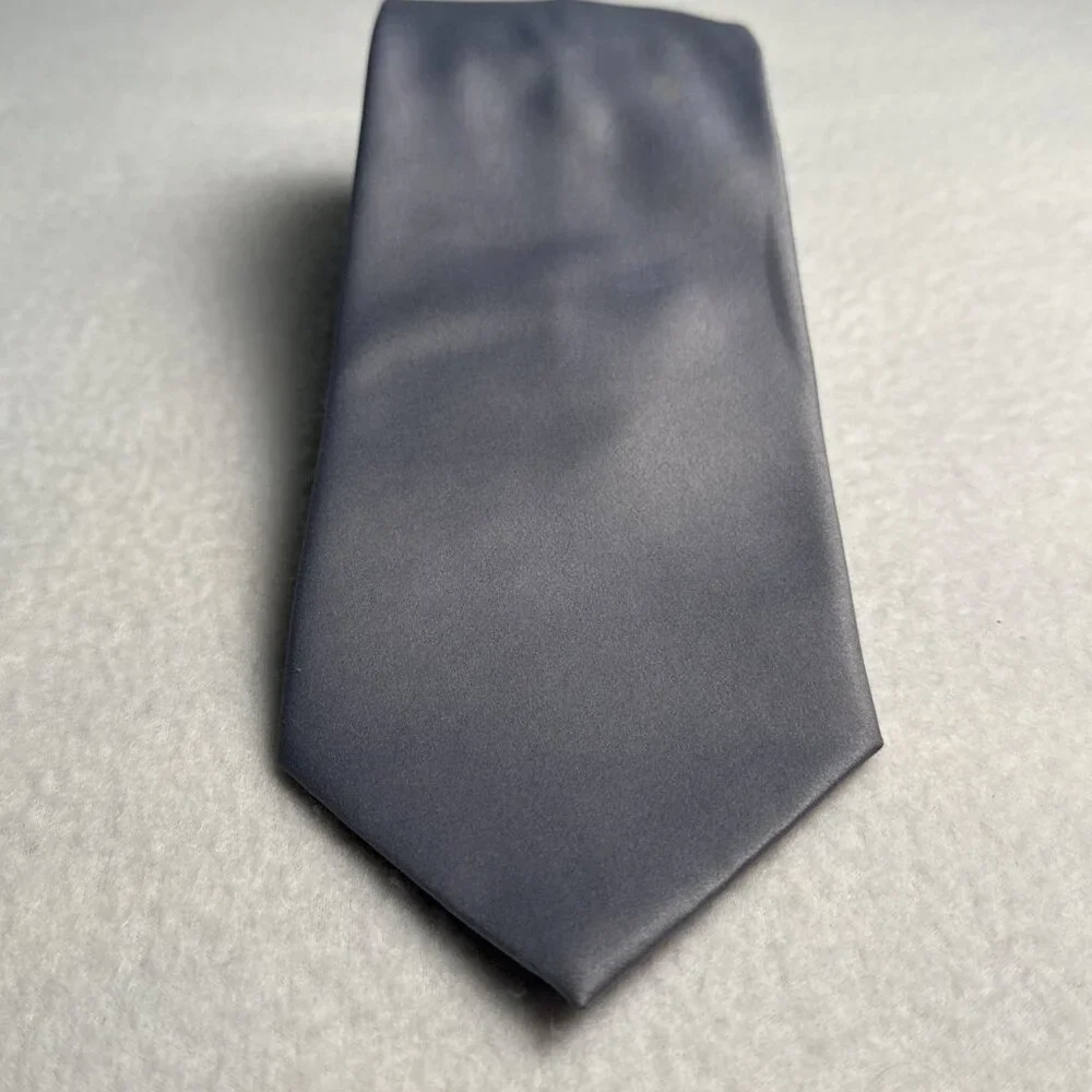 Geoffrey Beene excellent used